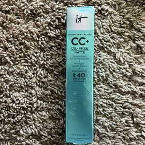 it CC cream